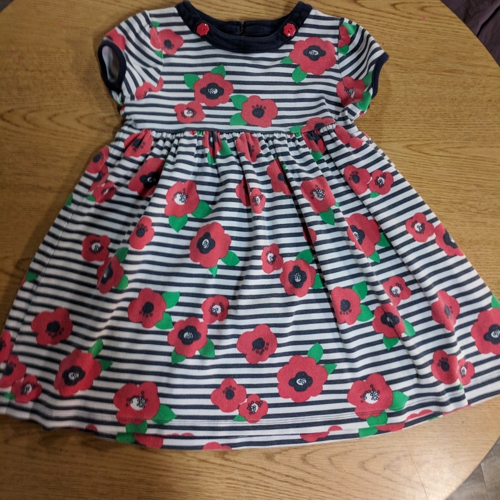 Girls dress